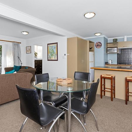 The Village Apartment, Just Steps To The Village Shops, Bars And Restaurants Havelock North Eksteriør billede