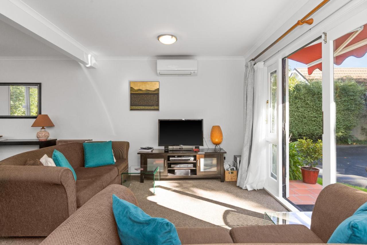 The Village Apartment, Just Steps To The Village Shops, Bars And Restaurants Havelock North Eksteriør billede